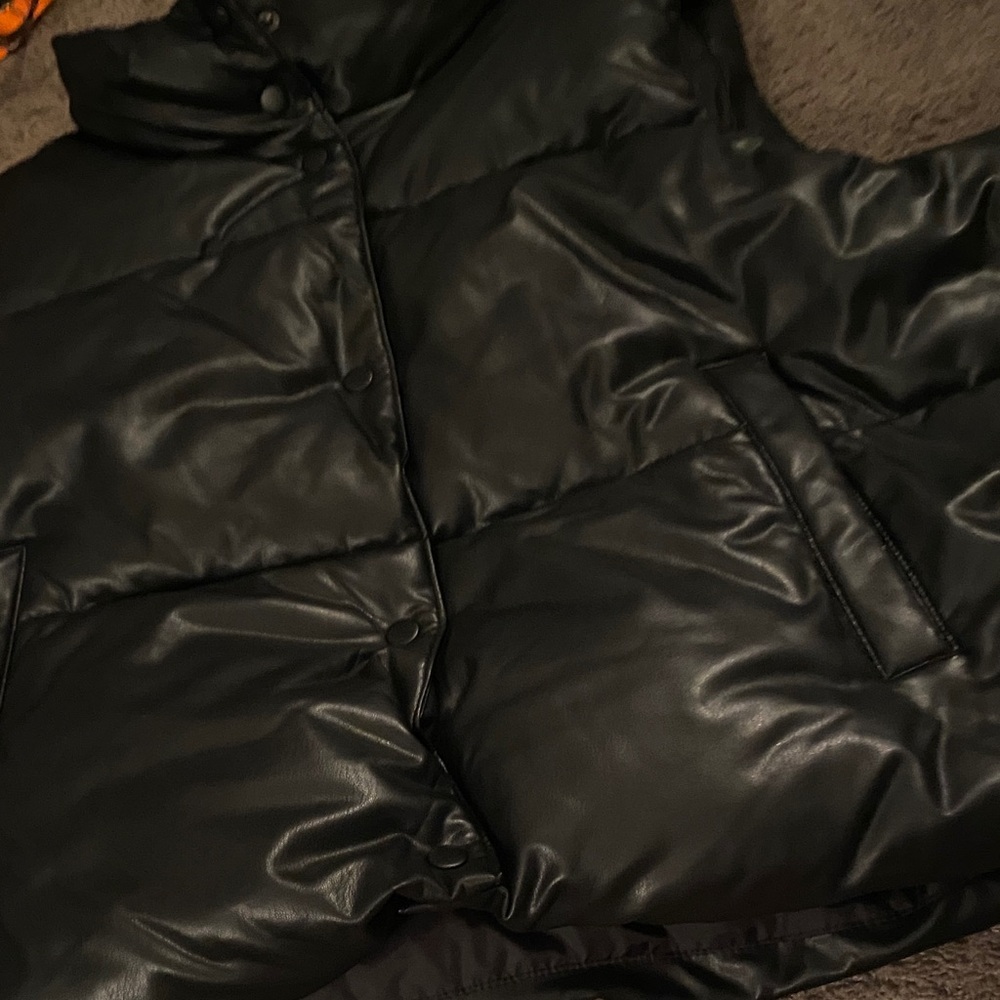 Old Navy Black Quilted Vest